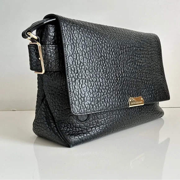 Authentic Burberry Lockford Medium Black Leather Shoulder Bag - Picture 2 of 10